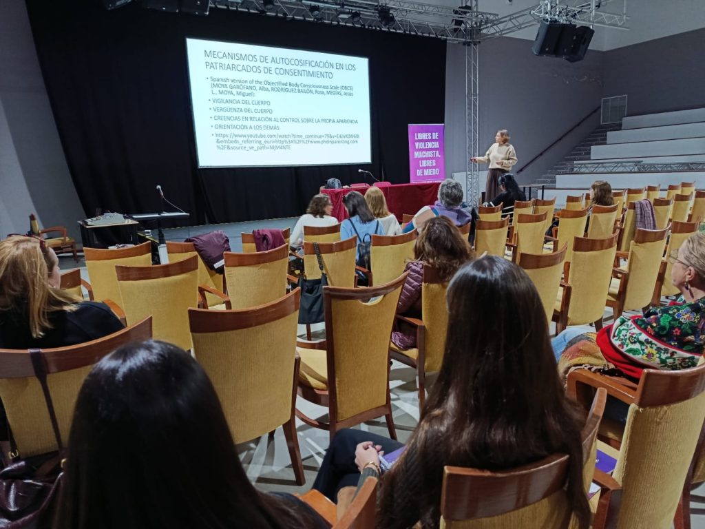 Puerto Real refuerza la formación de sus profesionales para combatir las ciberviolencias de género