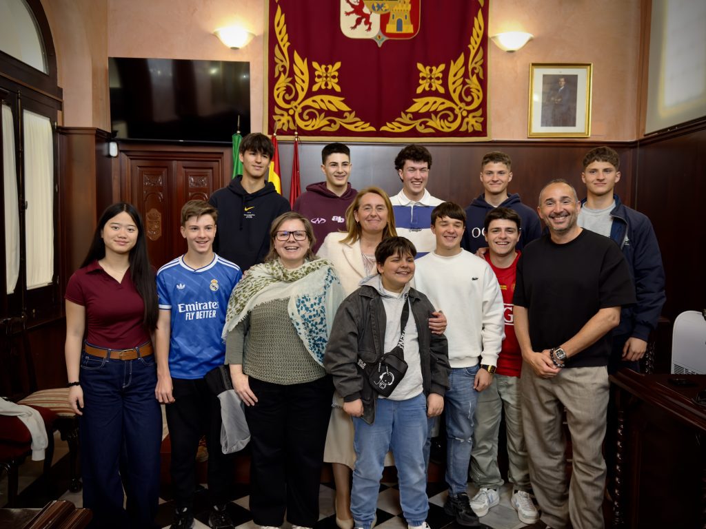 El Ayuntamiento de Puerto Real reconoce los logros del alumnado de ISSHIN DOJO en Aikido