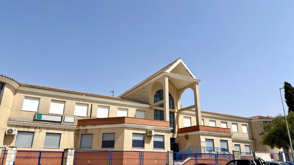 El Ayuntamiento intensifica las mejoras en los centros educativos durante el verano y prepara un nuevo contrato de mantenimiento para seguir atendiendo necesidades